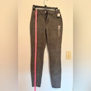 Maurices Women's Charcoal Jeggings
